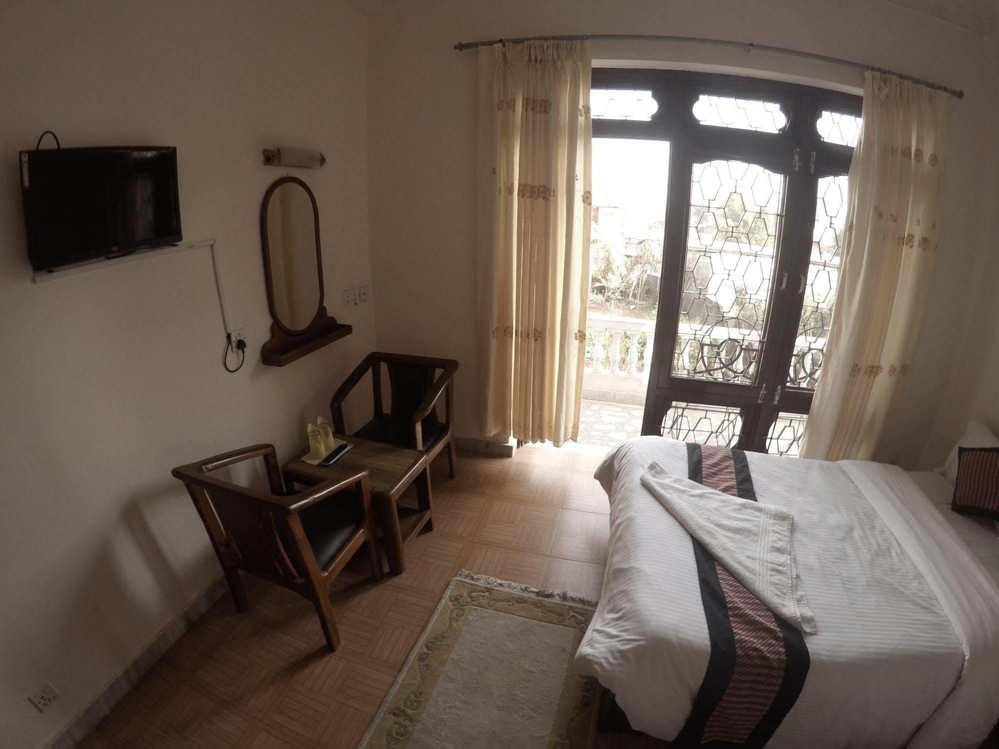 Hotel Dream Pokhara Exterior photo